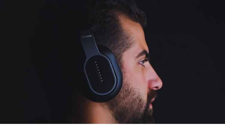 Earphones Or Headphones Which Is Safer