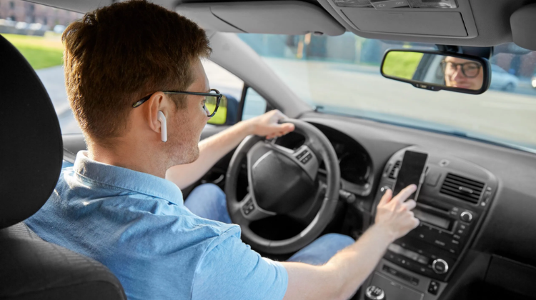 Is It Illegal To Drive With Headphones In Tennessee