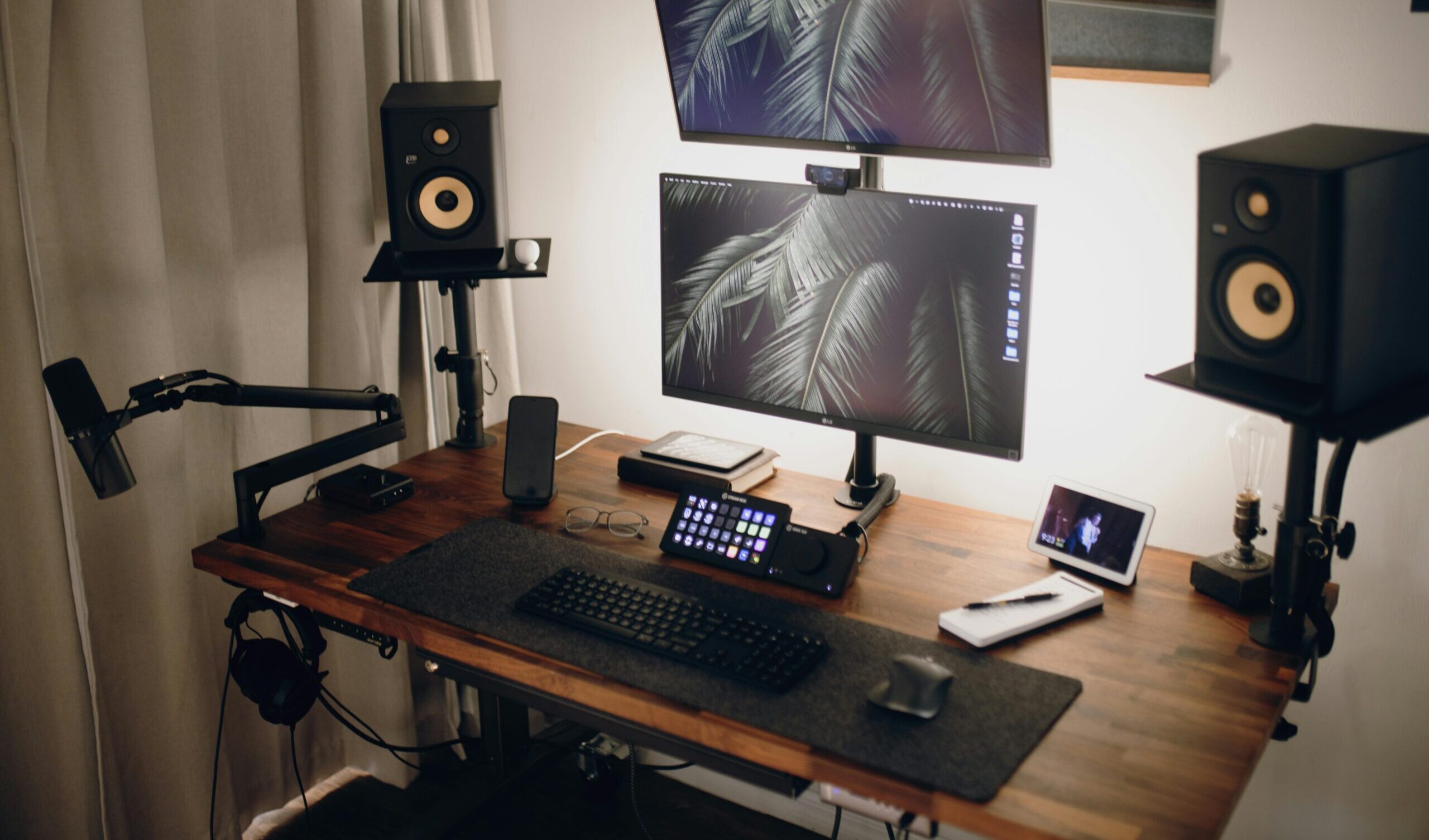 What are the Different Functions of Computer Speakers