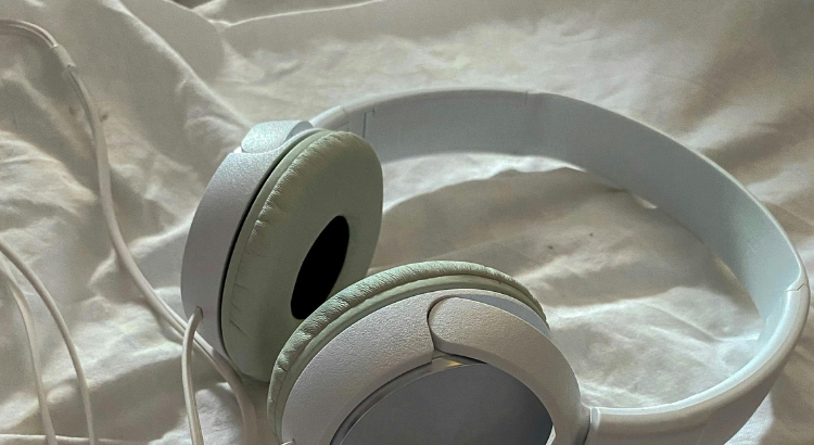 Best Headphones Under 3 Dollars