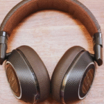 How Does a Noise-Cancelling Headphone Work
