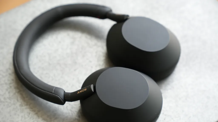 Top Headphones Brand in USA
