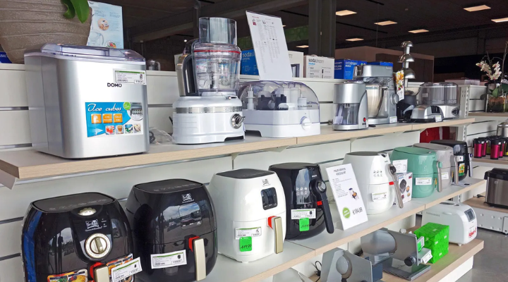 What is the Best Electronics Store in Pakistan